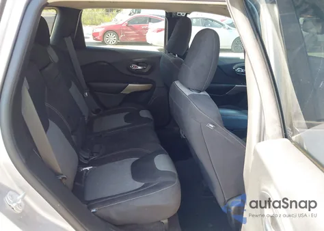 2018 Jeep Cherokee Latitude 4X4 из США, поврежденный, VIN 1C4PJMCB9JD570637